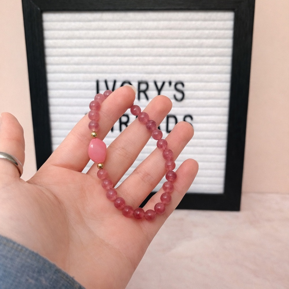 Strawberry Quartz Beaded Bracelet